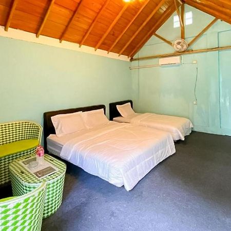 Reddoorz At Villa Waterfun Favour Pagar Alam Pagaralam Экстерьер фото