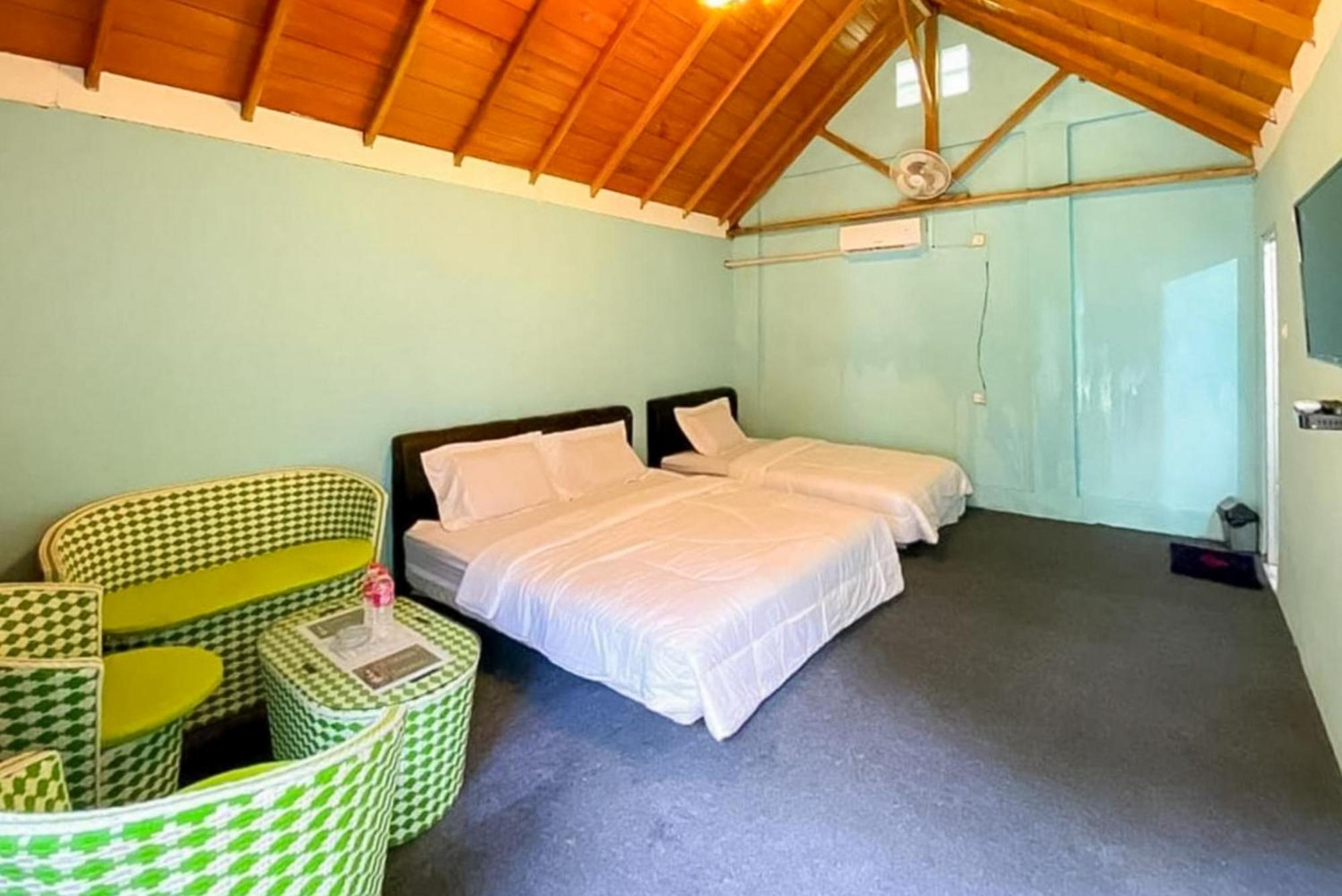 Reddoorz At Villa Waterfun Favour Pagar Alam Pagaralam Экстерьер фото