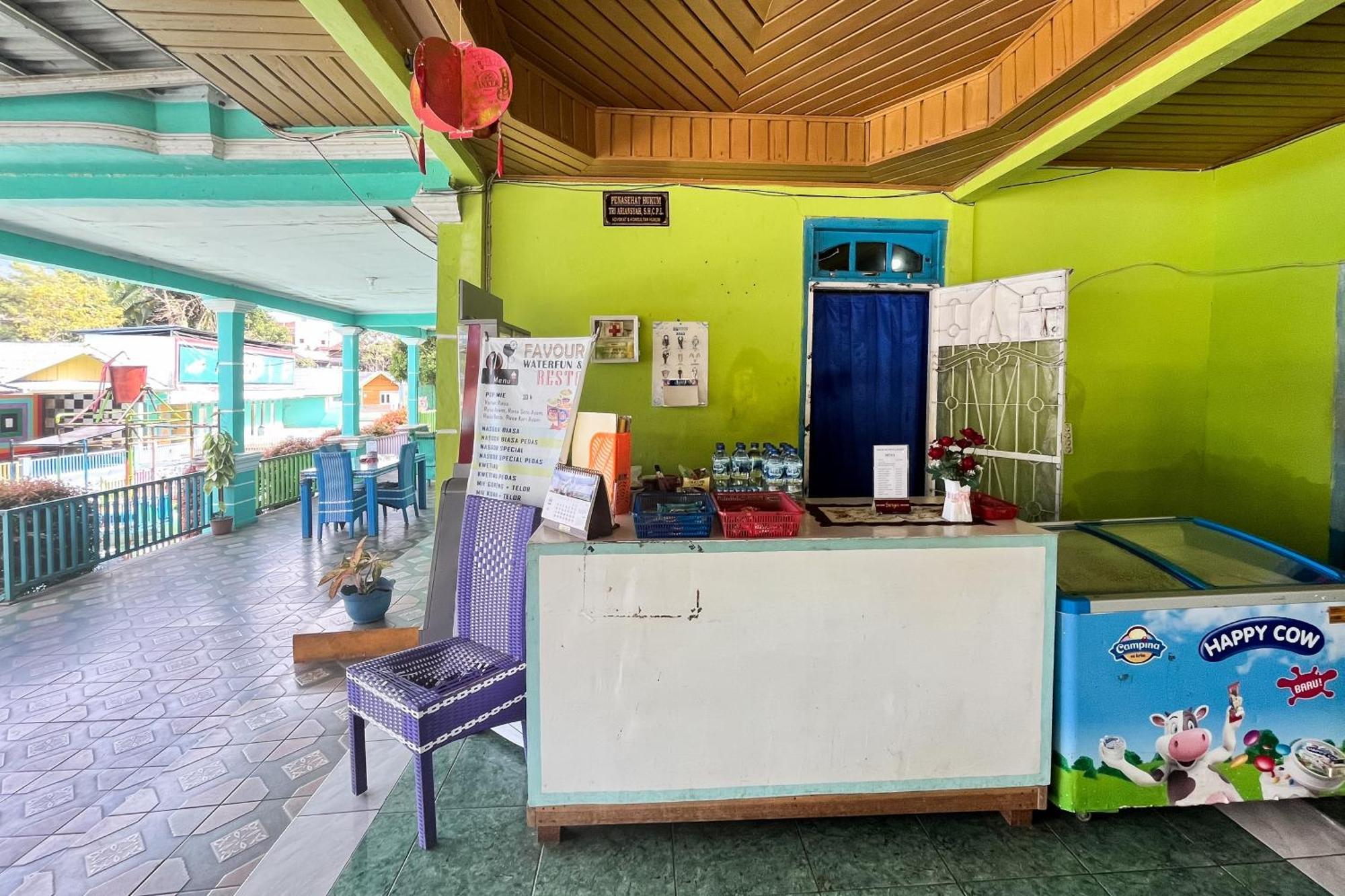 Reddoorz At Villa Waterfun Favour Pagar Alam Pagaralam Экстерьер фото